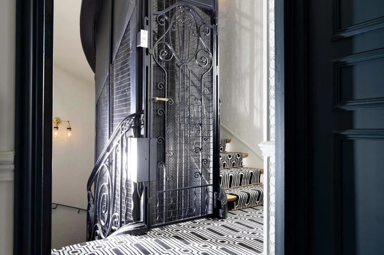 Hotel Louvre Montana Paris